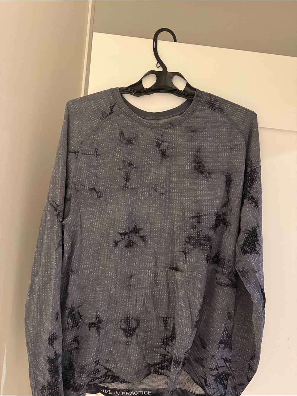 Lululemon Gray Tie-Dye Long Sleeve Crew Sweatshirt